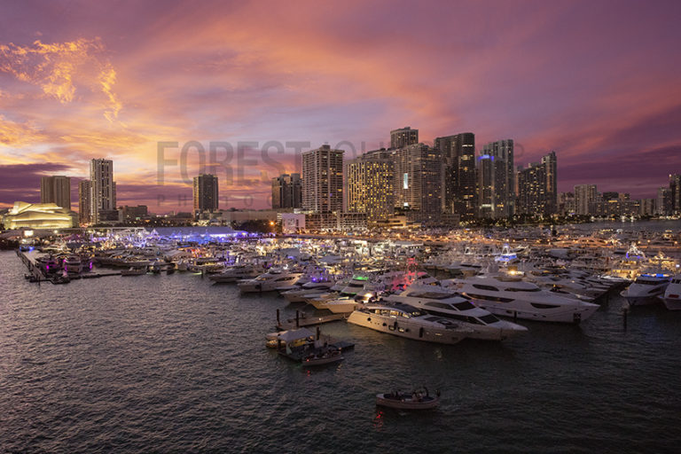 Miami Yacht Show - Forest Johnson Photo